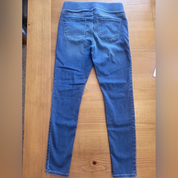 Old Navy Rockstar Super Skinny Leggings Mid Rise Stretch Waistband Size 8 - Picture 2 of 6